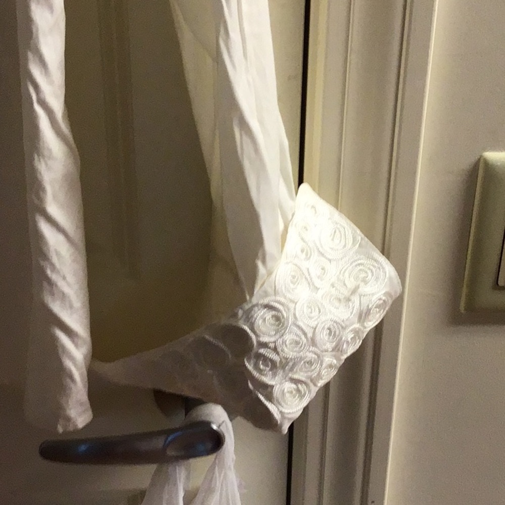 vintage Blouse with Designed Collar and Cuffs